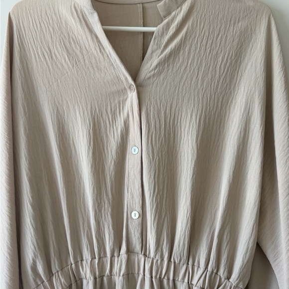 Elastic-Waist Cream Ruffle Tiered Mini Dress - Picture 4 of 4